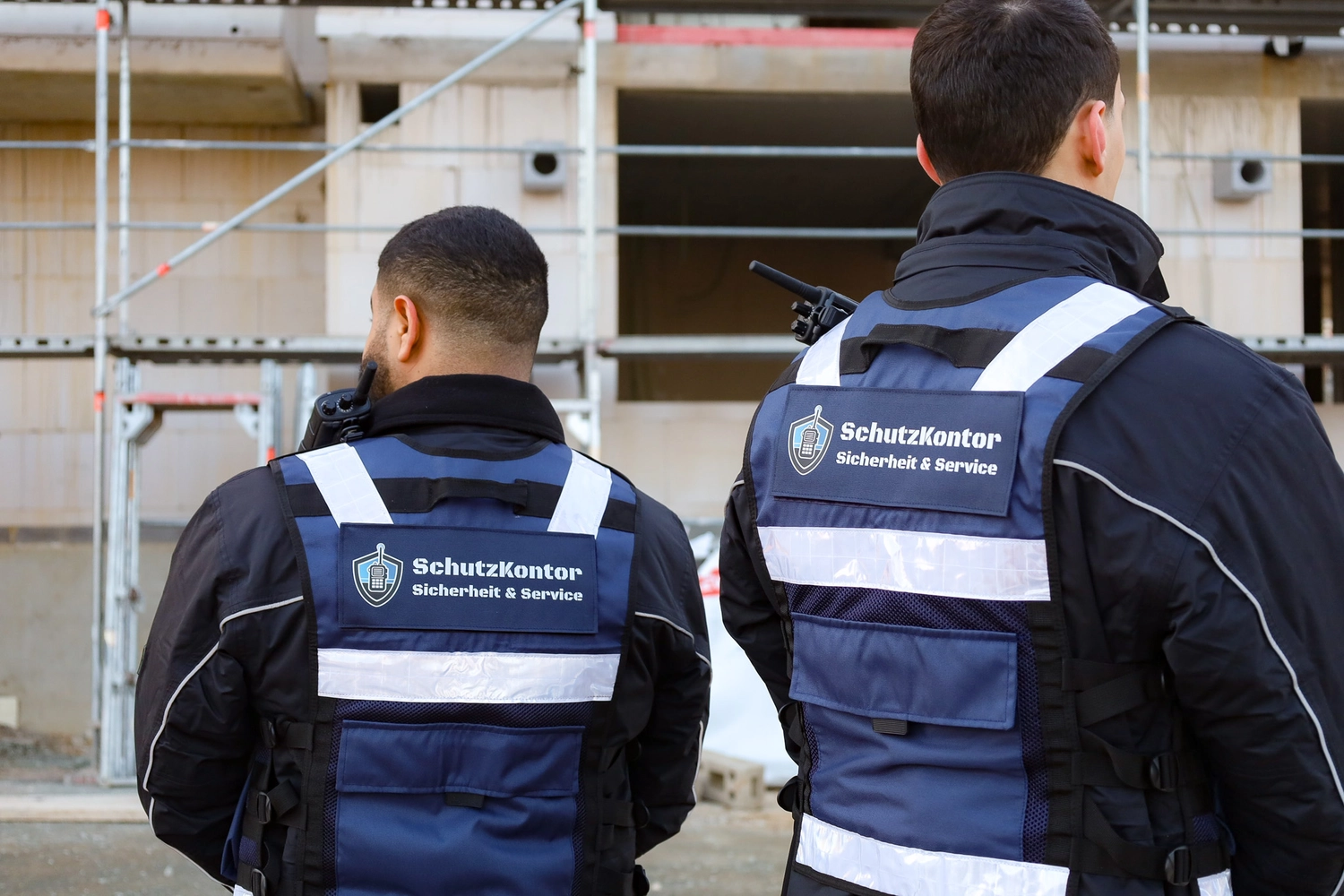 Schutzkontor Service GmbH - Sicherheitsdienst - Sicherheit von Privateigentum und moderner Technologie. Überwachung von Sicherheitskameras im Haus.